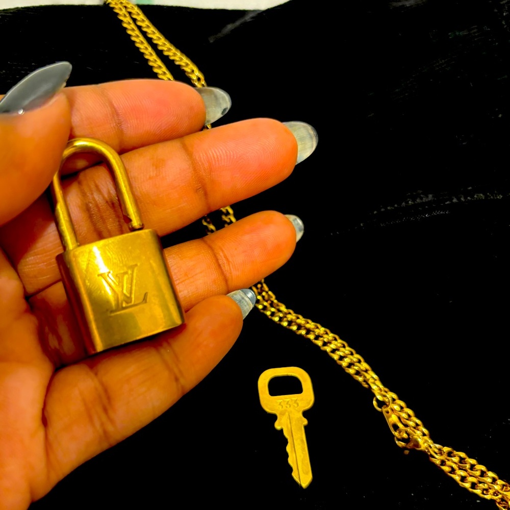 Authentic Louis Vuitton lock and key #333